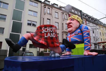 Düsseldorf Brexit Karnevalszug Rosenmontag