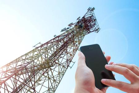 Satellitentelefone sind in Indien strengstens untersagt. Folglich wird auch die versuchte Einfuhr eines solchen Gerätes stra...