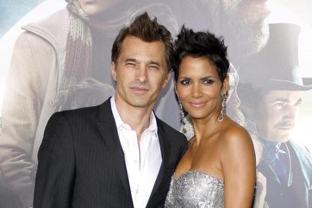 Halle Berry bekam im Alter von 47 Jahren ihren Sohn Maceo. Der Vater: der französische Schauspieler Olivier Martinez. Die be...