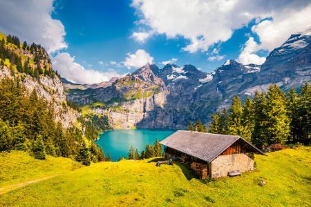 Platz 6: Ein Land, welches für seine Schokolade bekannt ist, muss eines der glücklichsten der Welt sein. Doch auch Berge und...