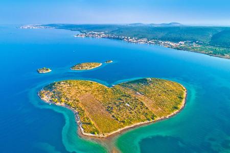 Das Herzstück Kroatiens liegt zwischen der dalmatinischen Küste und der Insel Pasman: Galesnjak ist eine von vier herzförmig...