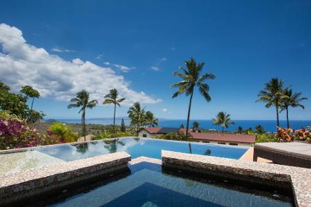 Aloha-Feeling in Blau: Wer nach einem langen Ausflug in die hawaiianische Inselwelt entspannen möchte, kann die fantastische...