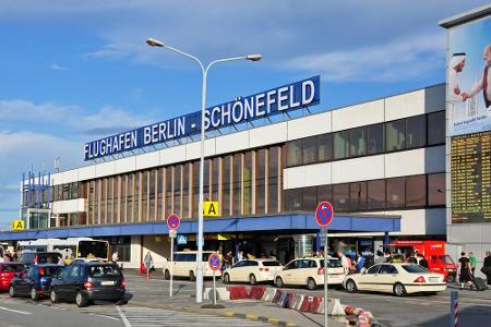 Auch dem zweiten Flughafen in Berlin, Schönefeld (SXF), kommt durch die massiven Verzögerungen an der Baustelle BER mehr Bed...