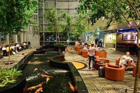 Über allen anderen thront aber auch 2017 der Flughafen in Singapur (SIN). Mit 4,47 Punkten enteilen die Asiaten der gesamten...