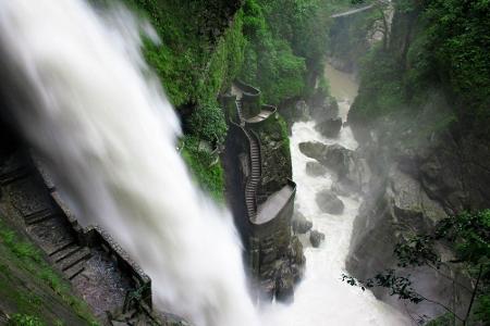 Schwindelfrei und keine Angst vor Abhängen oder lebensgefährlichen Wasserfällen? Das könnte sich vielleicht bald ändern. Den...