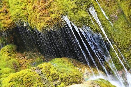 Beeindruckende Wasserfälle in Deutschland Wasserfall Dreimühlen