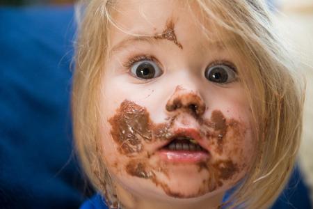 Peinliche Kinder Mit Essen rumsauen