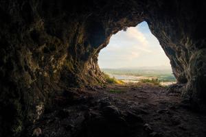 Quiz: Wohin würde ein Tunnel mitten durch die Erde führen?