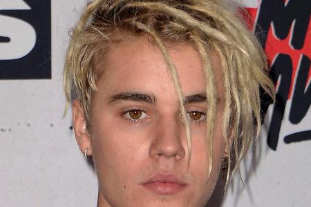 Die meisten seiner weiblichen Fans werden es ihm wohl verzeihen: Justin Bieber mit Dreadlocks.