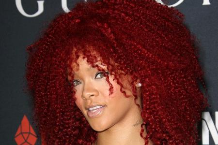 Stilikone Rihanna wurde mit ihrer roten Mähne oftmals mit der Simpson-Figur 