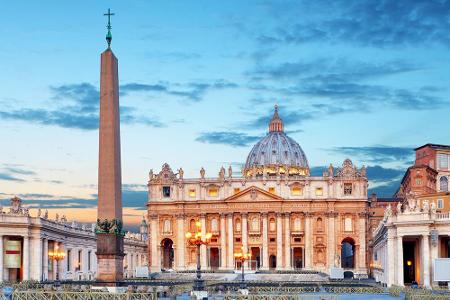 Die größte der Papstbasiliken ist der Petersdom im Vatikan. Der Petersdom ist eine der wichtigsten Kirchen der Welt und kann...