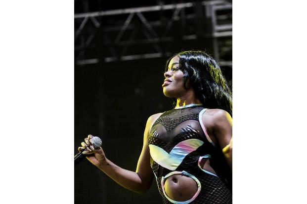 Azealia Banks ist für ihre Ausraster bekannter als für ihre Musik. 2016 ging sie dann zu weit, als sie eine ganze Reihe rass...