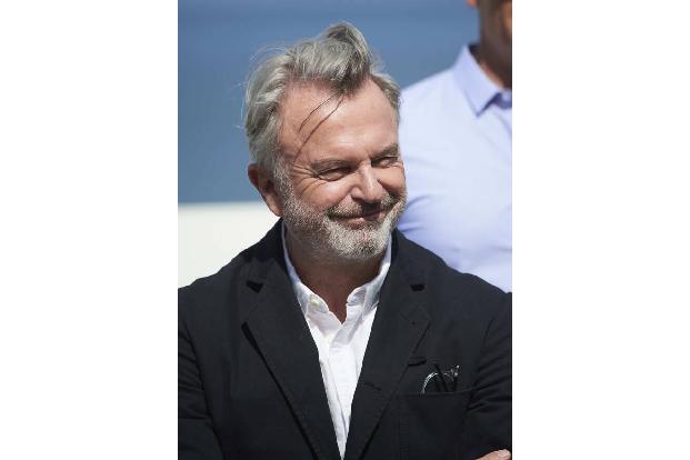 …Sam Neill, mit dem Sean Connery gemeinsam im U-Boot-Thriller 'Jagd auf Roter Oktober' vor der Kamera stand, schrieb: 