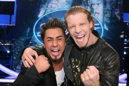 Die dritte Staffel entschied Tobias Regner (r.) im Finale gegen Mike Leon Grosch für sich. Nach einem englischsprachigen Alb...