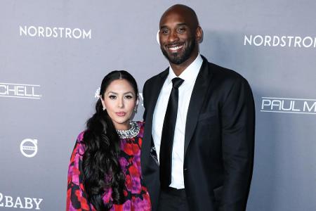 Am 26. Januar 2020 stirbt NBA-Ikone Kobe Bryant mit 41 Jahren bei einem Hubschrauberabsturz, auch seine 13-jährige Tochter G...