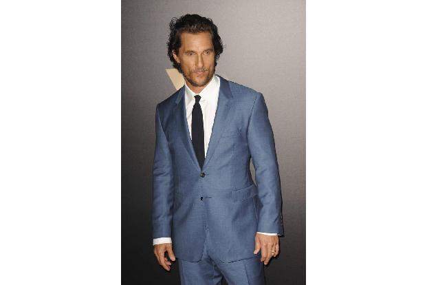 Matthew McConaughey wurde angeblich wegen Besitz von Marihuana, Besitz von Drogenutensilienien und des Transports an einem M...