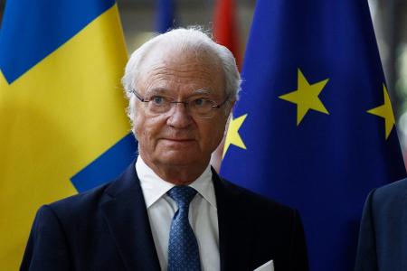 Auch Schwedens König Carl Gustaf ist Legastheniker. Das Problem bewältigt er recht souverän und liest auch Reden vom Blatt a...