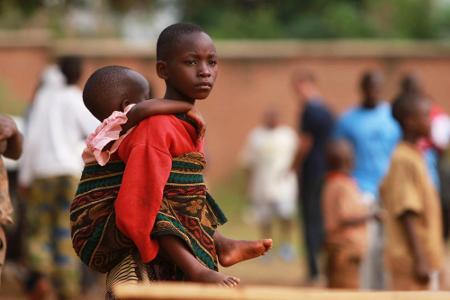 Ganz andere Zahlen schreibt Burundi. Der Binnenstaat in Ostafrika hält den traurigen Rekord des ärmsten Landes der Welt. Das...