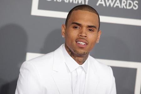 Chris Brown sorgte nicht nur im Jahr 2009 für Aufruhr, als er Ex-Freundin Rihanna bei einem Streit schwer verprügelte. Im Ja...
