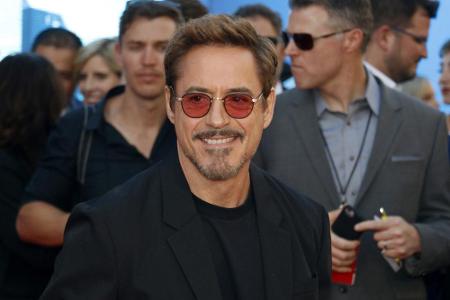 Auch Robert Downey Jr. hatte wegen Drogen Probleme mit dem Gesetz. Er war mehrere Jahre lang drogensüchtig und wurde in Folg...