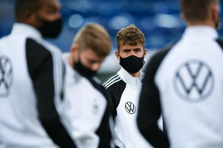 Seit dem Abgasskandal 2015 reduziert VW sein Investment beim VfL, doch der Konzern wirbt weiter im Fußball. Sein Engagement ...