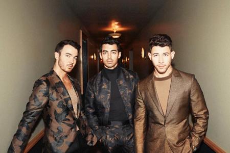 Jonas Brothers - 