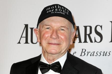 Im Alter von 81 Jahren verstarb Terrence McNally am 24. März 2020 an den Folgen einer Coronavirus-Infektion. Der US-Dramatik...