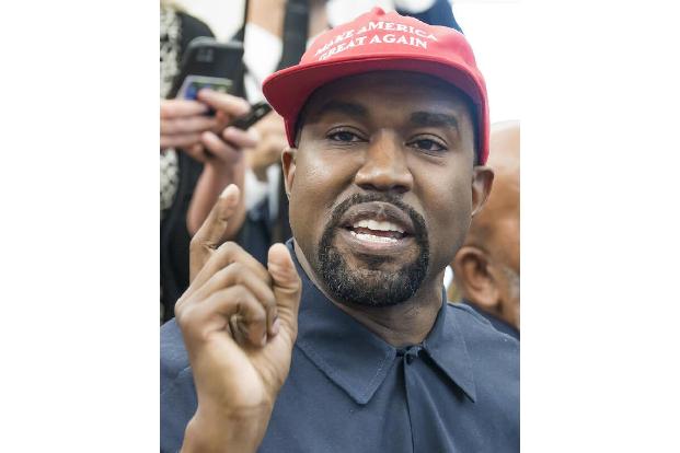 Kanye West macht zurzeit selbst denjenigen Sorgen, die ansonsten nichts mit dem Rapper anfangen können. Er kandidiert für da...