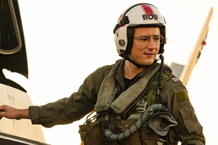 Lewis Pullman (27) ist 