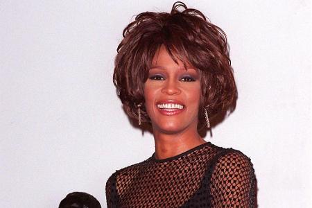 Medienberichten zufolge soll Whitney Huston (1963 - 2012) ebenfalls zu den Pleite-Promis gehört haben. Der Mega-Star sei so ...