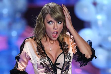 Taylor Swift (27) ist bekannt für ihre Musik - und ihre Fehden. Unter anderem legte sich die Sängerin mit Kanye West (40) an.