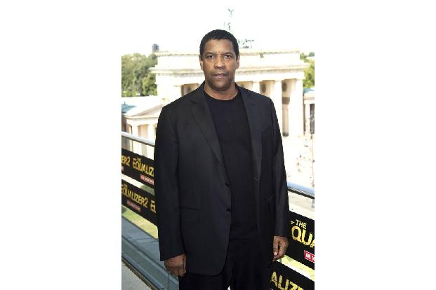 …Denzel Washington, der Gerüchten zufolge nach dem gleichen Prinzip verfahre. 