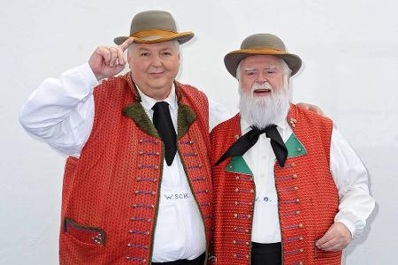 Die Wildecker Herzbuben Wolfgang Schwalm (63) und Wilfried Gliem (71) sind dick im Schlager-Geschäft.