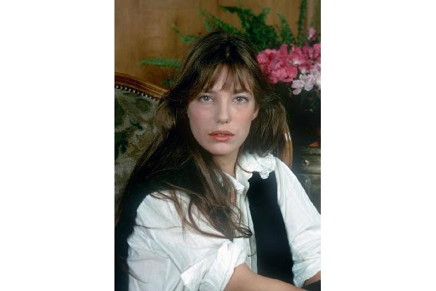 ...bleibt für viele Fans auch ihre Beziehung zu dem Regisseur Serge Gainsbourg, mit dem sie zusammen Musik machte. Gemeinsam...