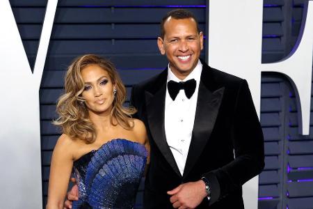 So wagte auch Jennifer Lopez (50) im März mit dem ehemaligen Baseballspieler Alex Rodríguez (44) den nächsten Schritt. Ganz ...