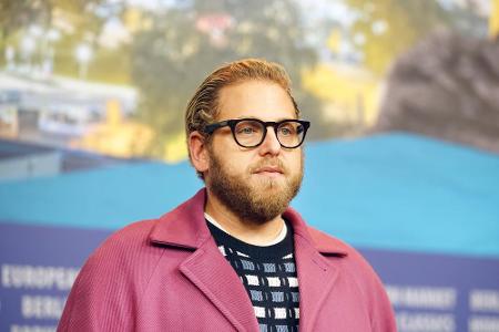 Bei Jonah Hill (35) werden ebenfalls bald die Hochzeitsglocken läuten. Die Glückliche: Gianna Santos. Mehr ist allerdings ni...