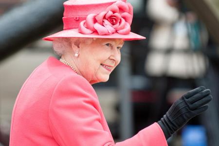 ... und dessen Mutter, die derzeitige Königin Elizabeth II.!
