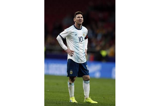 Fußball-Kollege Lionel Messi hat 92 Millionen Euro verdient. Zudem wurde ihm der Preis der FIFA als Spieler des Jahres anerk...