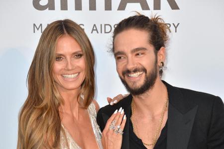 An Heiligabend 2018 ließ Heidi Klum die Bombe platzen: Nach rund neun Monaten Beziehung verlobte sie sich mit Tokio-Hotel-Dr...