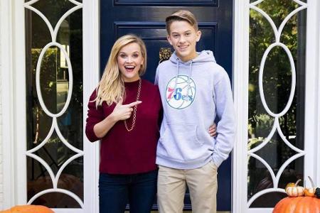 Auch im Hause Witherspoon werden die Kinder groß. Im Oktober gratuliert Reese Witherspoon (42) ihrem Sohn Deacon Phillippe z...