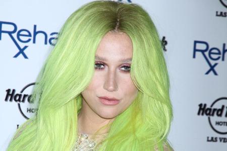 Kesha liebt den neonfarbenen Look. 