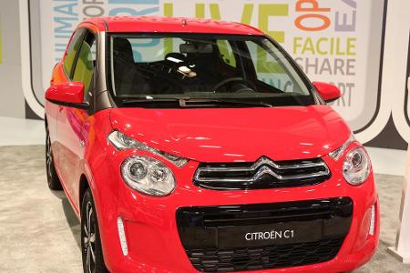 Dass auch Autos unserer Zeit neugierig gucken können, beweist dieser Citroen C1. Kleines Auto, freundliche Front, entspannte...