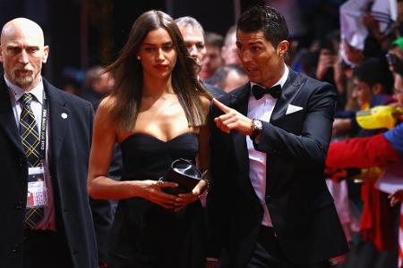 Apropos Erfolg: Der macht ja bekanntlich sexy - diese These untermauert nicht zuletzt Ronaldos ehemalige Herzensdame Irina S...