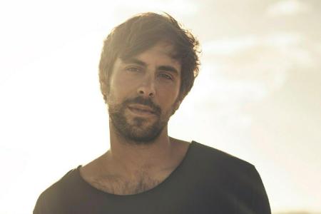 Auch Pop-Sänger Max Giesinger (31) möchte in Südafrika sein musikalisches Können unter Beweis stellen. 2014 brachte er sein ...