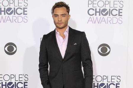 Ed Westwick (28) ist selbst mit 1,75 Metern der Traum vieler Frauen.