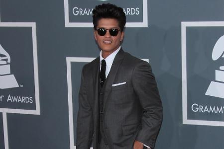 Bruno Mars (30) muss sich wegen seiner 1,65 Meter gewiss keine Sorgen machen. Die Fans des Sängers sind nämlich der Meinung:...