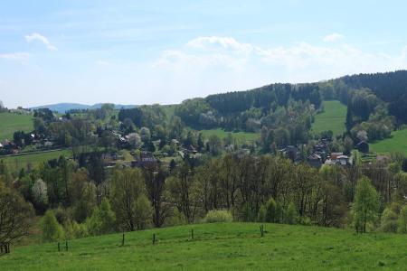 Inmitten unberührter Natur liegt die 