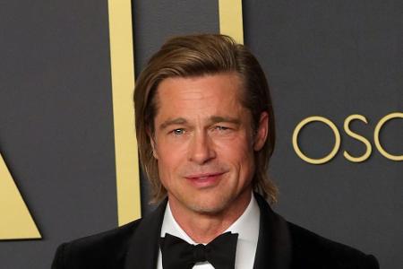 Hollywood-Schauspieler Brad Pitt wirkte bei 21 Film-Produktionen von 2015 bis 2020 mit. 13 dieser Filme produzierte er selbs...