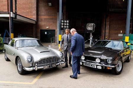 James Bond 007 Aston Martin DB5 und V8 Filmauto