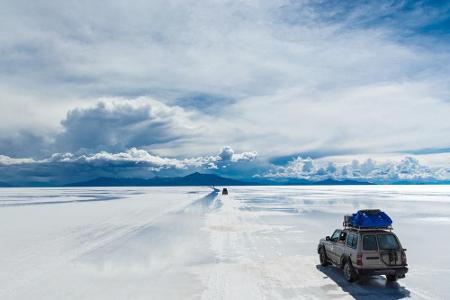 Schon mal in einer Salzwüste gewesen? Der Salar de Uyuni in Bolivien bietet Salz so weit das Auge reicht. Auf 10.000 Quadrat...